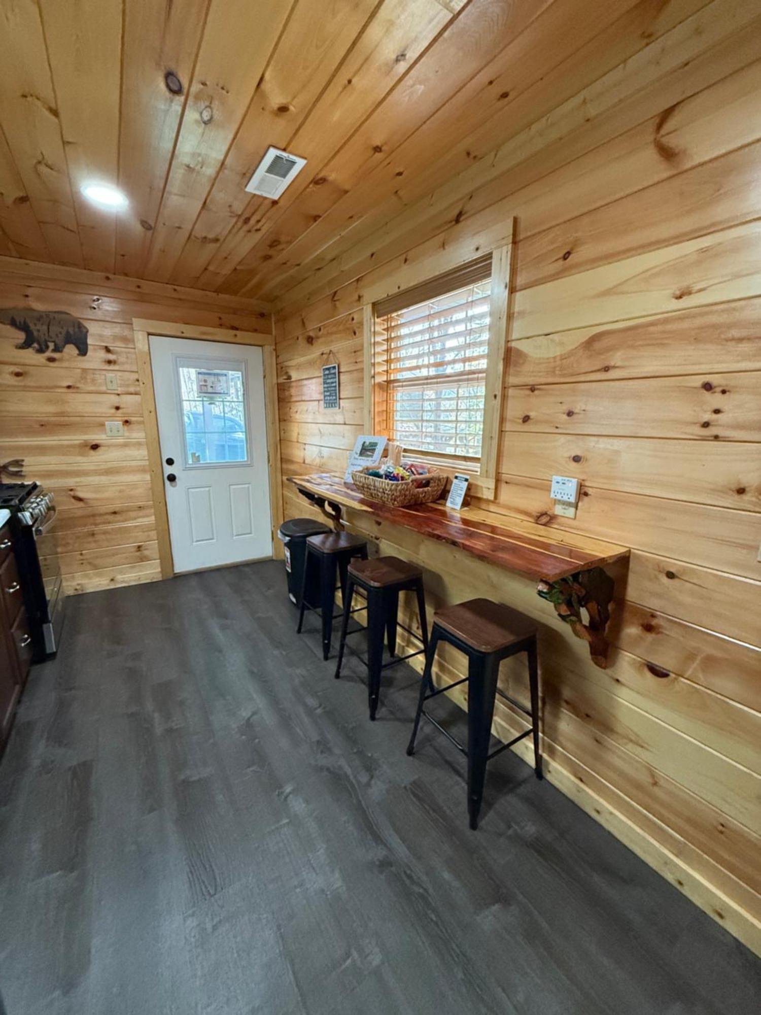Paradise At The Smokies Cabin With Hot Tub! Sevierville Exterior foto
