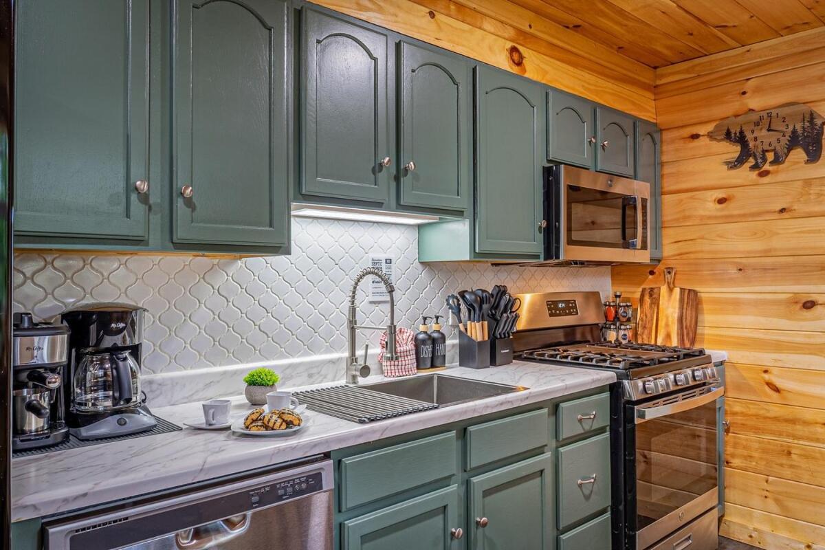 Paradise At The Smokies Cabin With Hot Tub! Sevierville Exterior foto